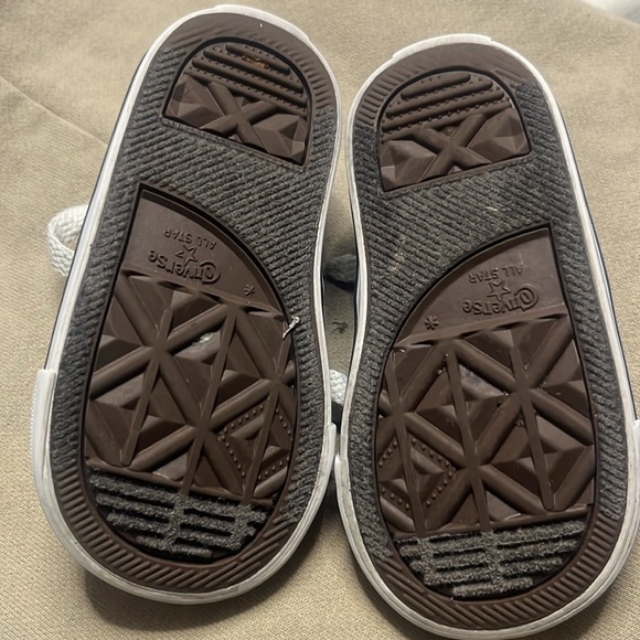 GUC! Infant Converse All Star Size 4 - Picture 5 of 5